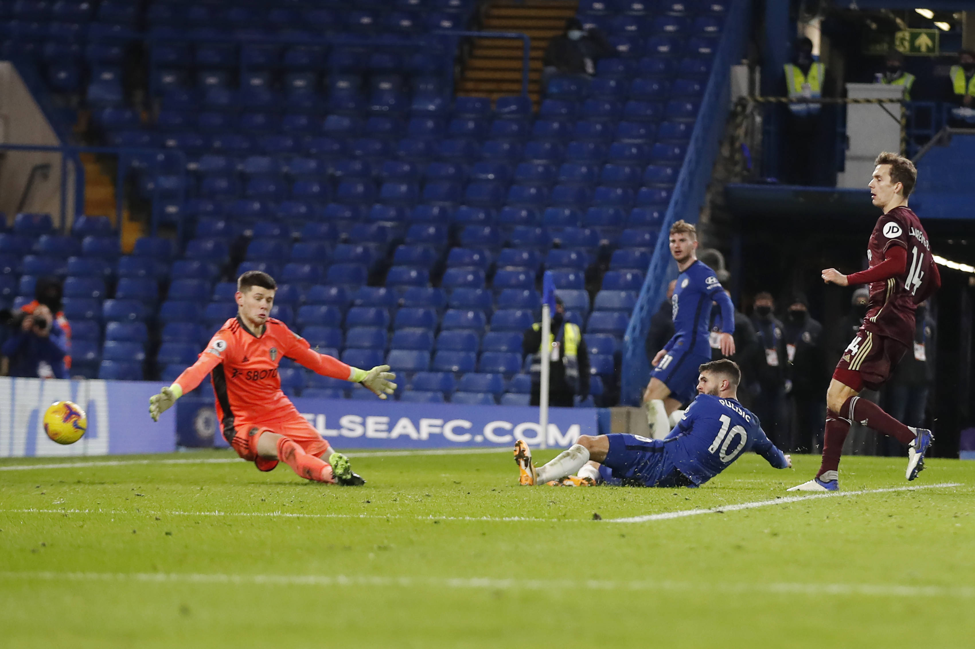 马天尼斯的 马天尼斯的